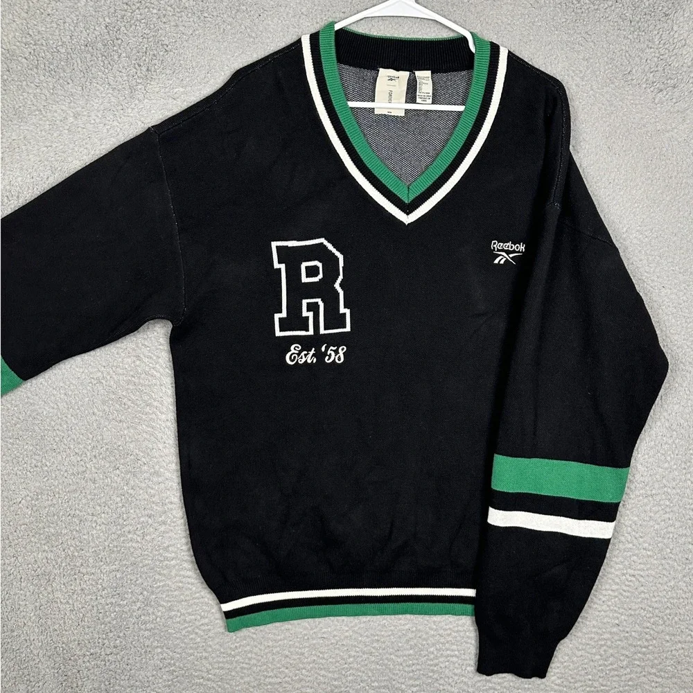 Reebok x Forever 21 Sweater Mens Large V-Neck Black Varsity Est 58 Knit Pullover